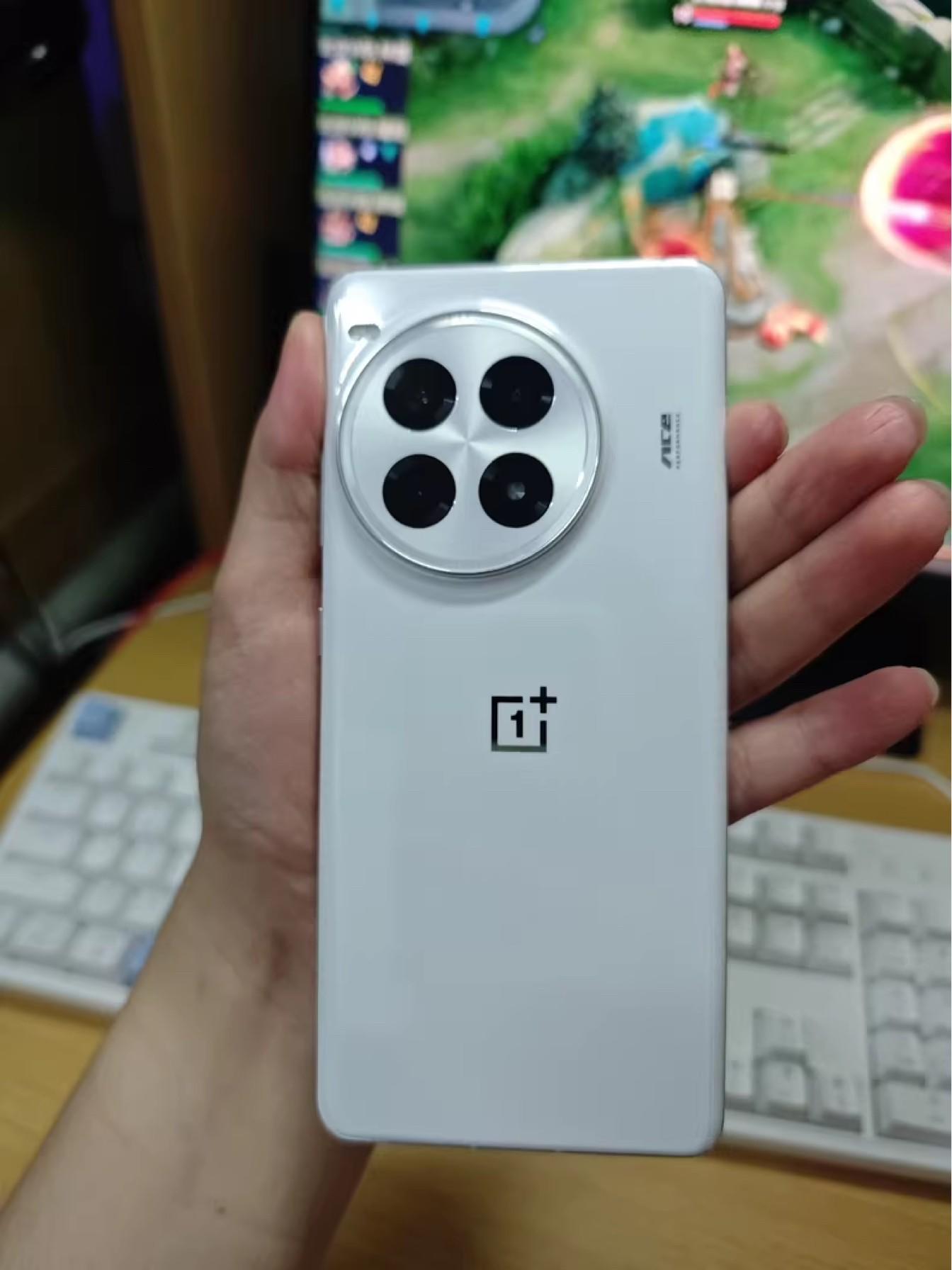 一加旗舰重回低价,16GB+512GB+6100mAh,690亿元国补终于等到了